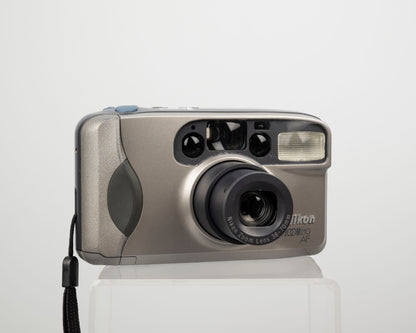 Nikon Zoom 210AF 35mm camera w/ case (serial 5082182)