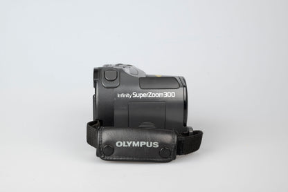 Olympus Infinity SuperZoom 300 35mm film camera (serial 1101845)