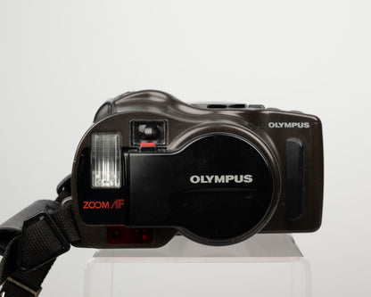 Olympus Infinity SuperZoom 330 35mm film camera