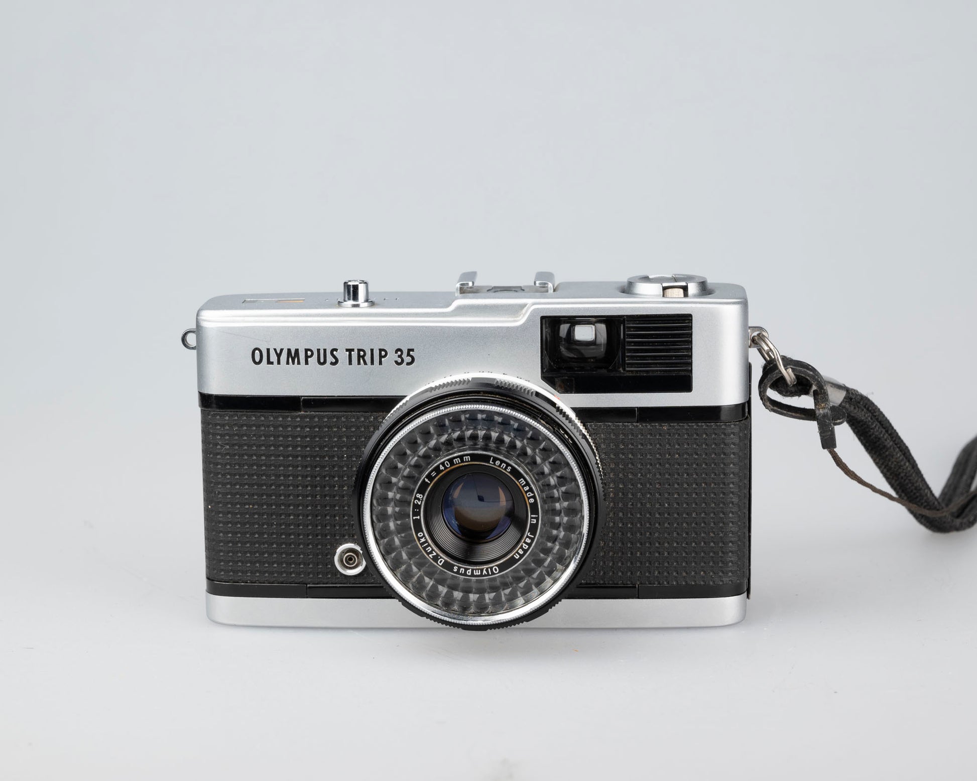 This film-tested Olympus Trip 35 is available for sale at www.newwavepool.shop