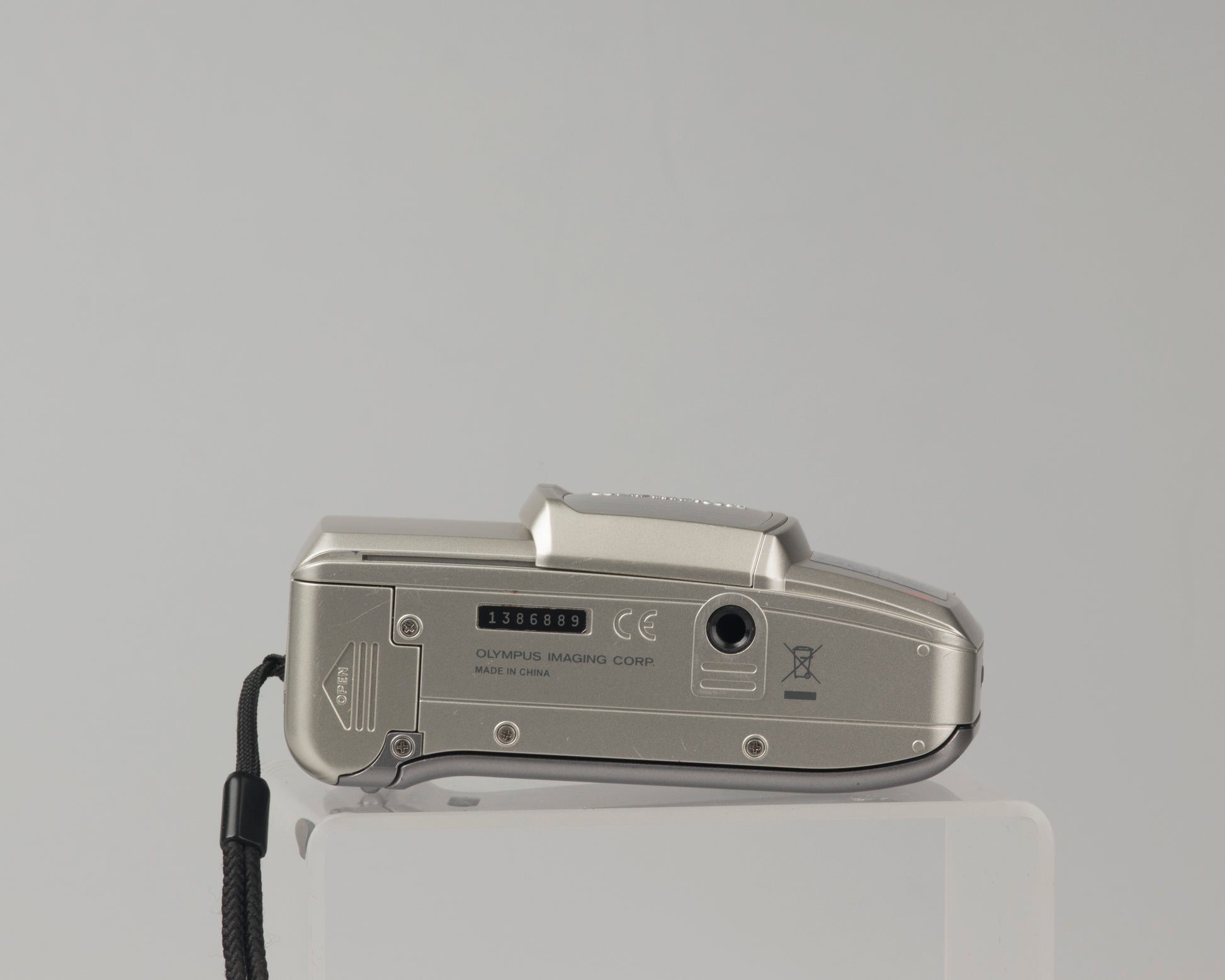 Olympus Infinity 80 35mm camera