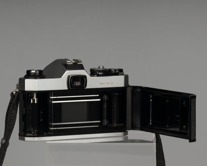 Pentax K1000 with SMC Pentax-F 50mm F1.7 lens