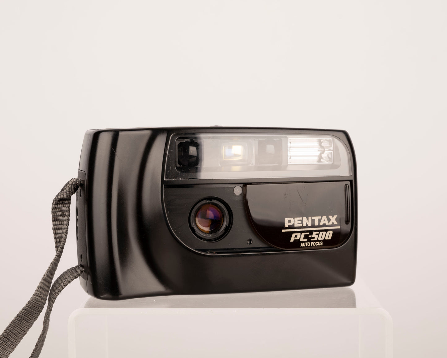 The Pentax PC-500 is a simple autofocus 35mm film camera from the late 1990s