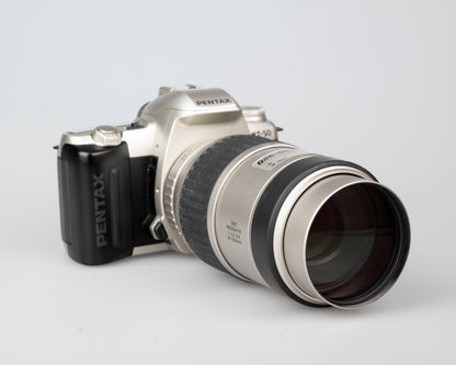 Pentax MZ-50 Reflex 35 mm avec objectif SMC Pentax FA 80-320 mm (série 7178033)