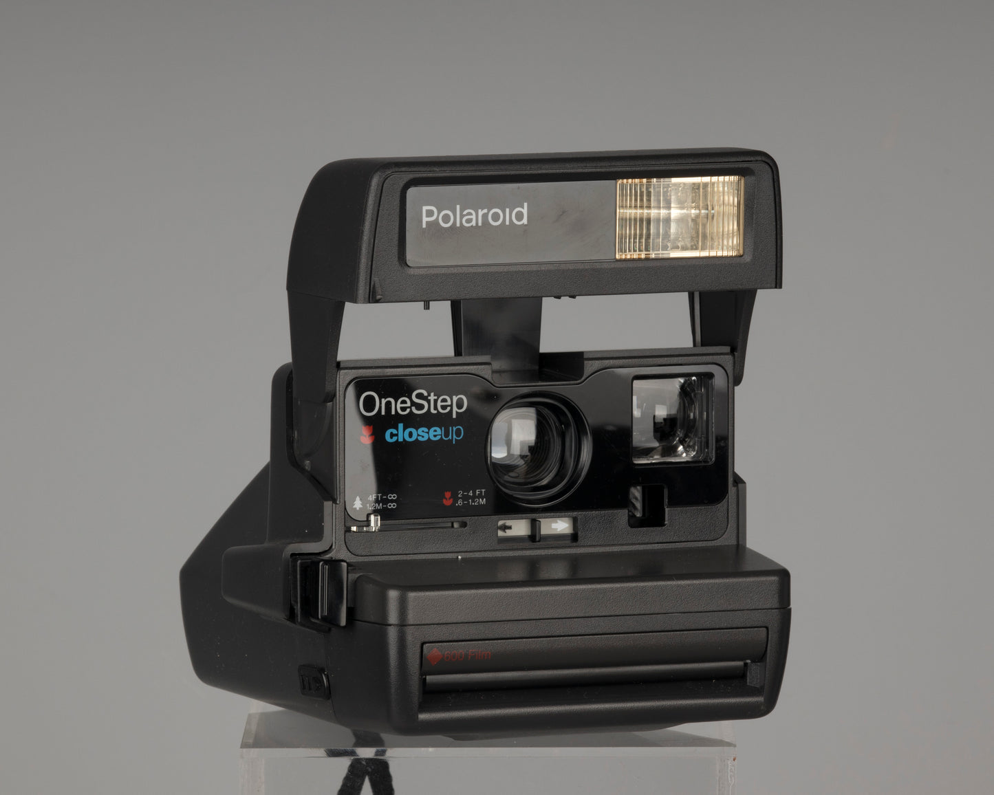 Polaroid One Step Close-up 600 instant camera