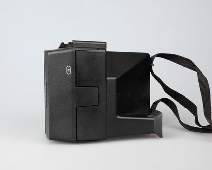 Polaroid Sun 660 Autofocus instant film camera (serial E6R6069VE)
