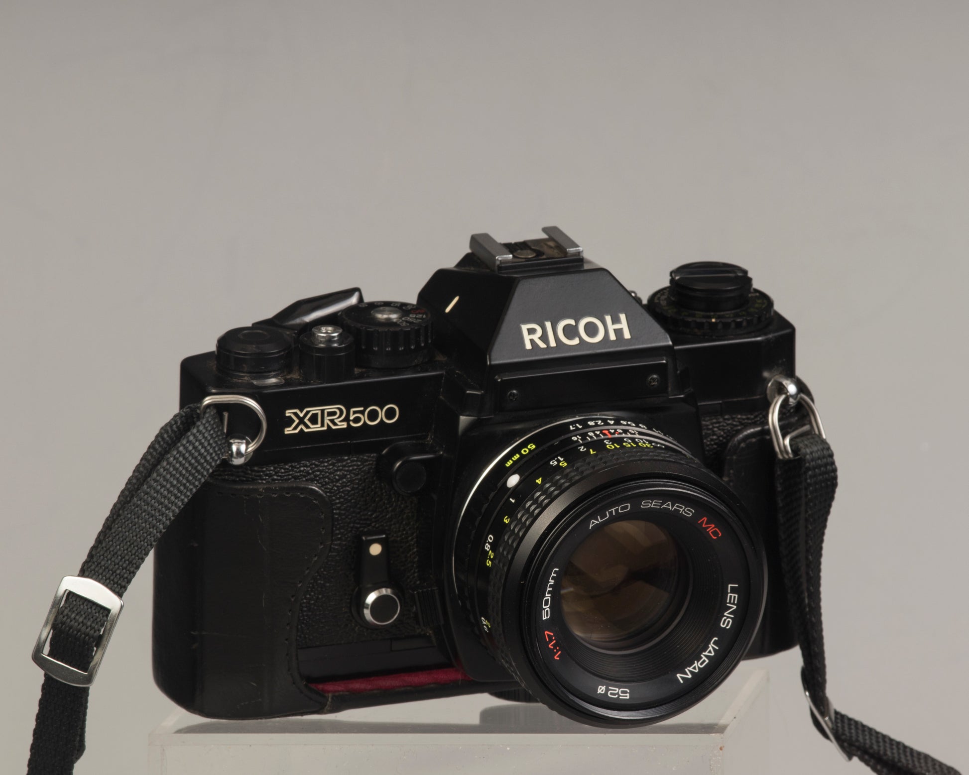 Reflex Ricoh XR-500 35 mm avec objectif 50 mm f1.7 et étui toujours pr – New Wave Pool Reflex Ricoh XR-500 35 mm avec objectif 50 mm f1.7 et étui toujours pr – New Wave Pool