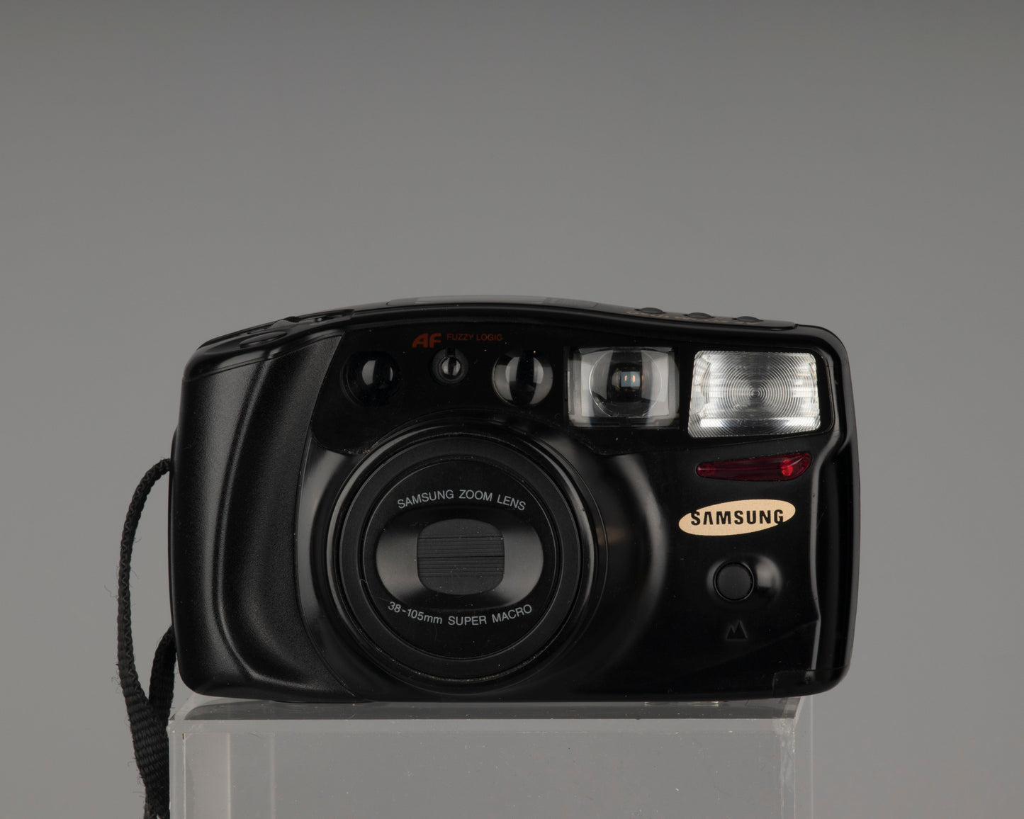 Samsung AF Zoom 1050 (with case)