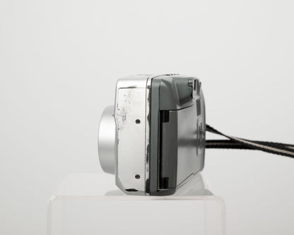Vivitar PZ8000 35mm camera w/ original box and manual