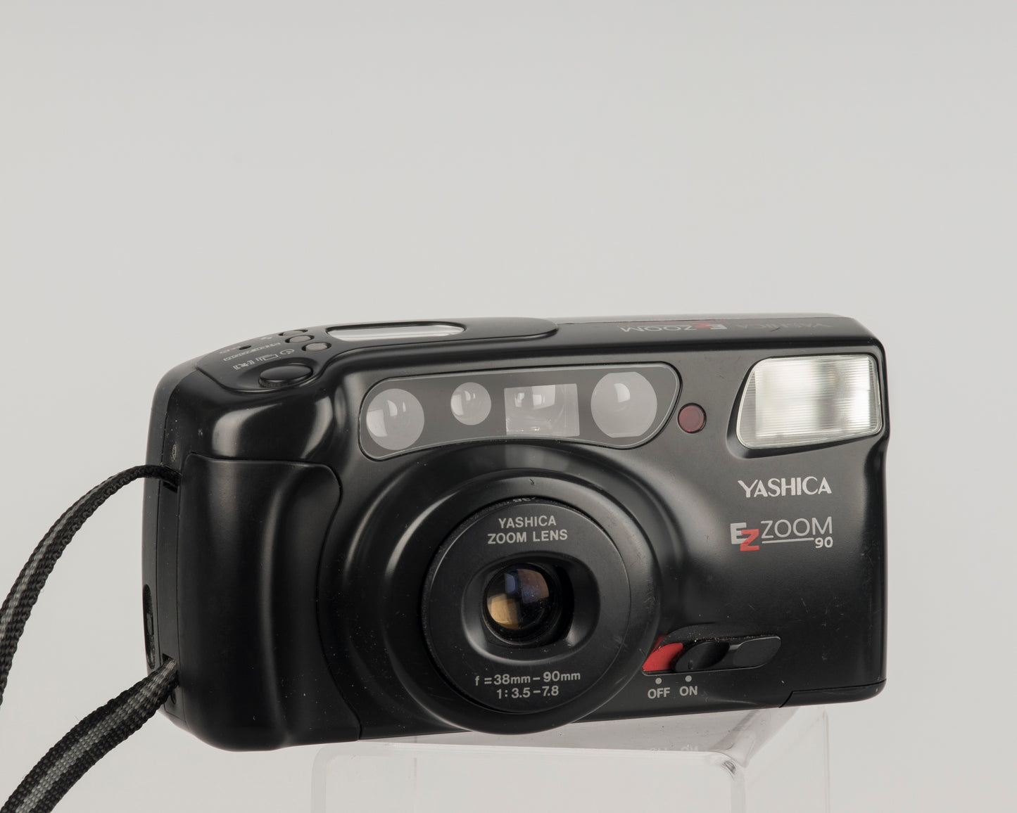 The Yashica EZ Zoom 90 (aka Zoomtec 90) is a high quality 35mm point and shoot made by Kyocera in the early 90s.