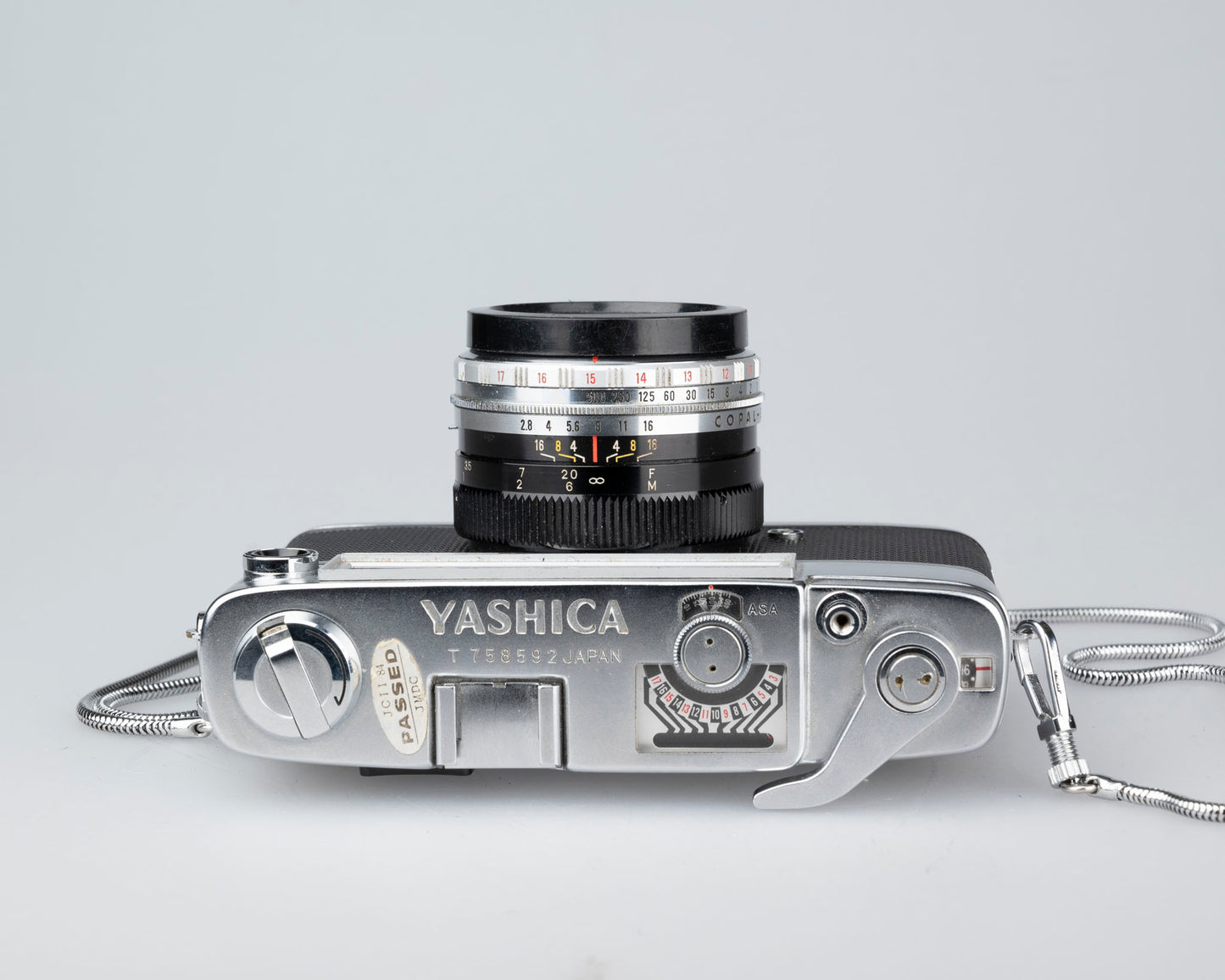 Yashica Minister D rangefinder 35mm camera